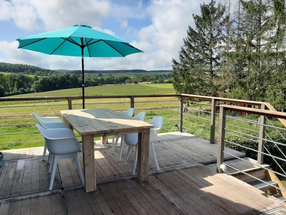 Huis Met Zonneterras, Tuin En Panoramisch Uitzicht Wellin Exterior foto